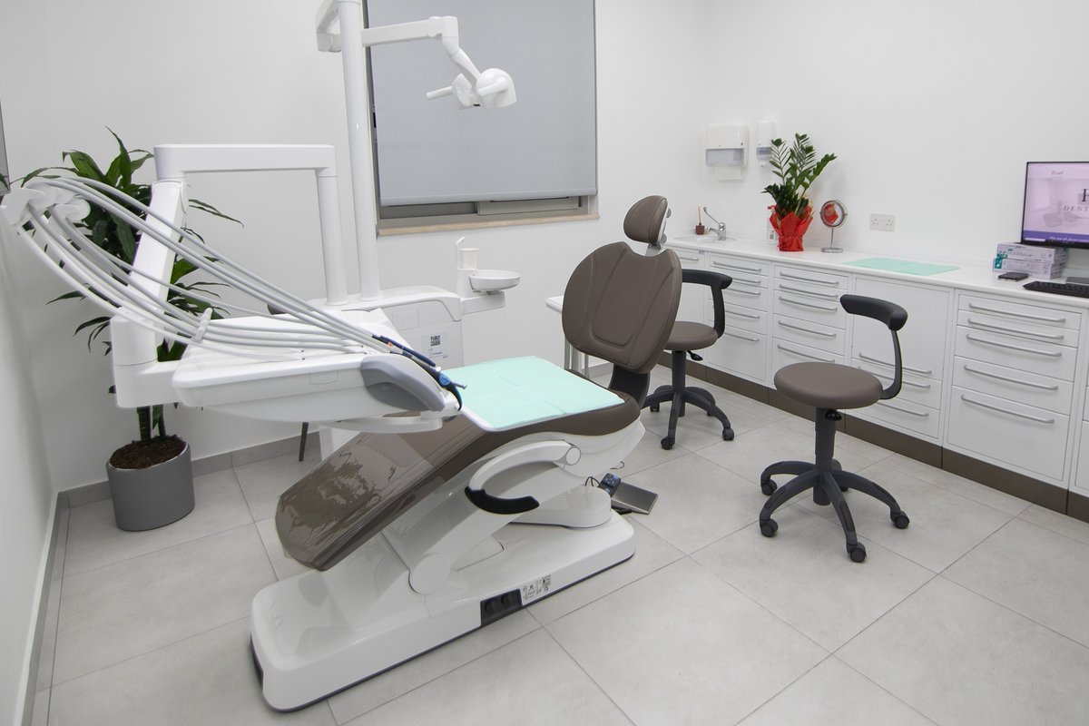 Pearl Dental Clinic - Pearl Dental Clinic